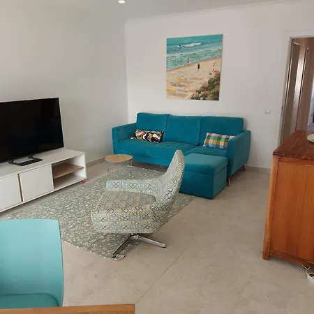 2 Bedroom In Centre Of - Valemar * Alvor